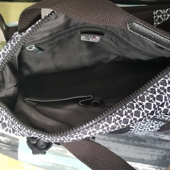 Kipling Art Mini Printed Shoulder Bag In Black And White K Pattern - Picture 10 of 14
